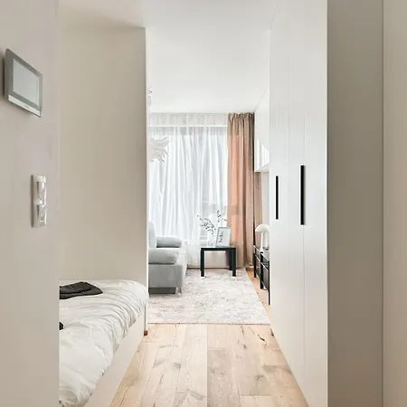 Real Living By Refa Karlin 307 Apartment Prague Exterior photo