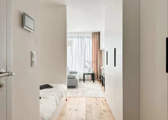 Real Living By Refa Karlin 307