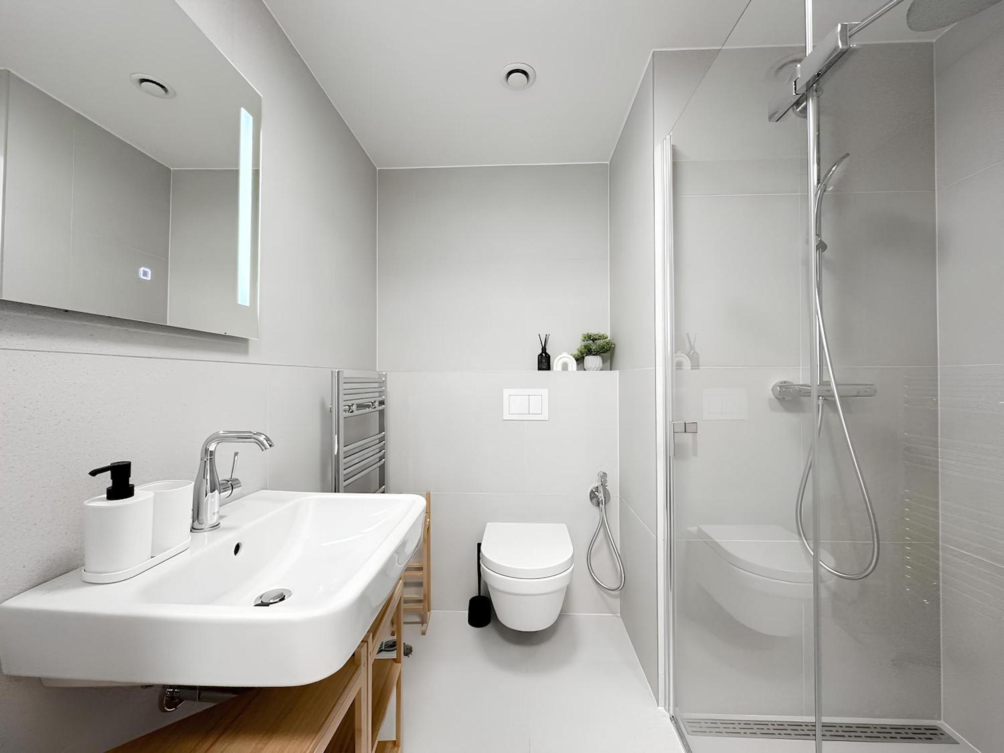 Real Living By Refa Karlin 307 Prag